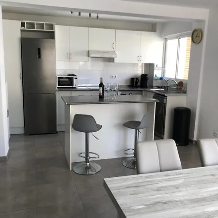 Casa De Feliz דירה *